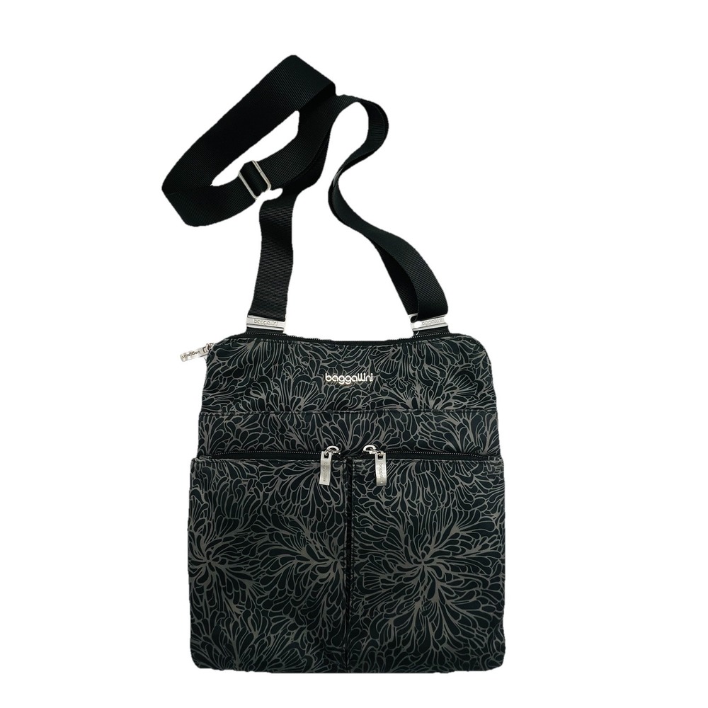 Baggallini Horizon Crossbody Midnight Blossom Petal Print Purse Floral Nylon Bag